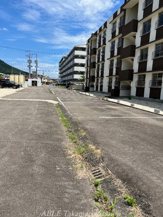 ヴィラナリー屋島Ⅱ5号棟の物件内観写真